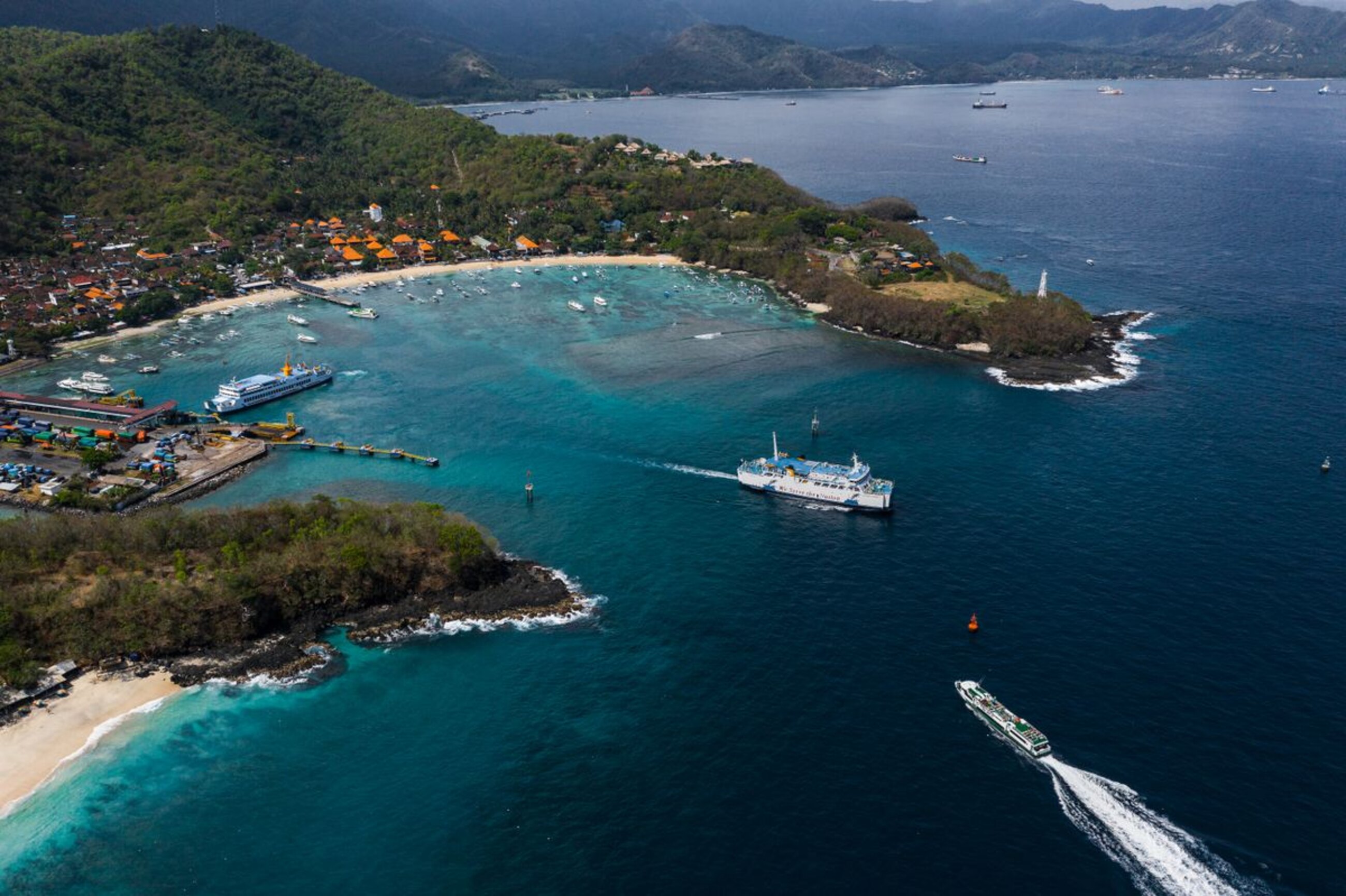 Fast Boat & Island Trips